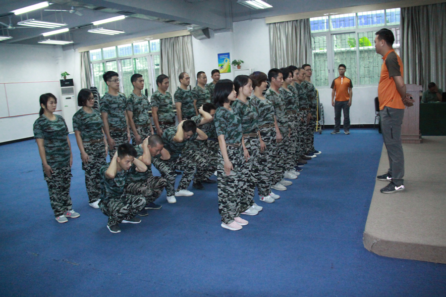 立式專用注塑機 立式專用注塑機