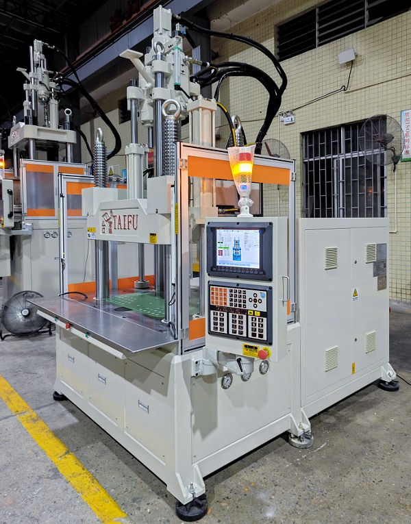 立式注塑機抱閘式鎖模機構